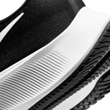 Nike Air Zoom Pegasus 37 Black White Angle 5