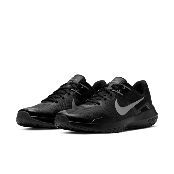 Nike Varsity Compete TR 3 Dark Smoke Angle 2