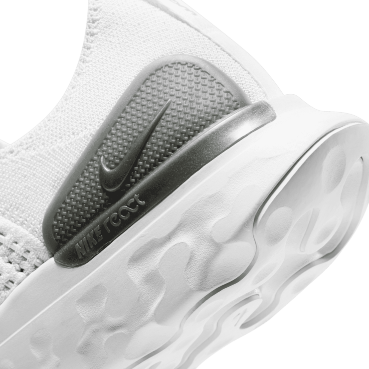 Nike React Phantom Run Flyknit 2 White Pure Platinum (W) Angle 5
