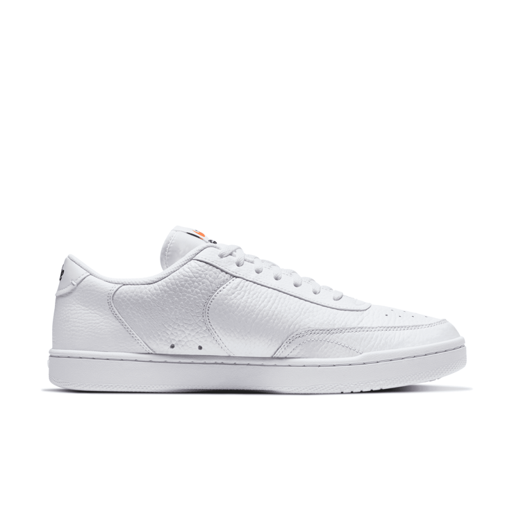 Nike Court Vintage Premium White Angle 1