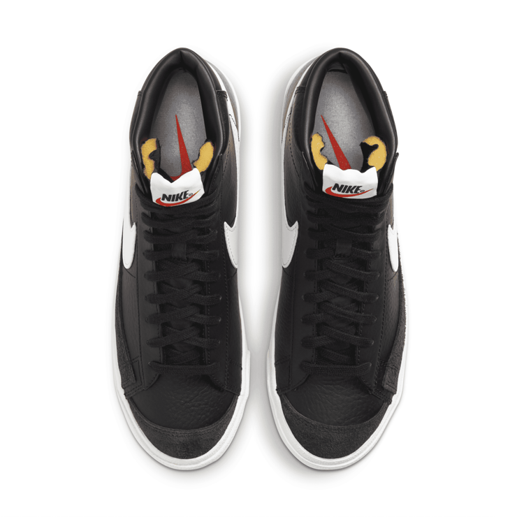 Nike Blazer Mid 77 Vintage Black Sail Angle 3