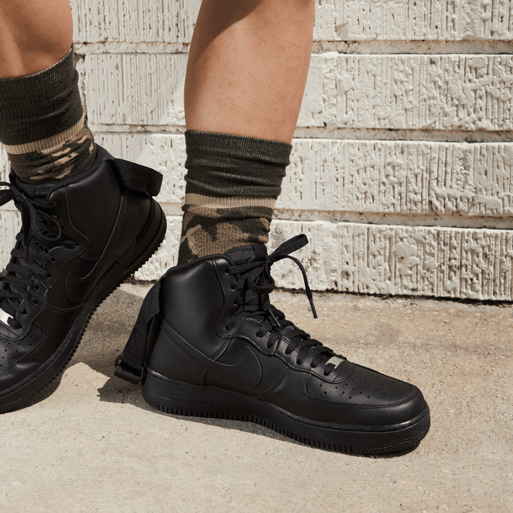 Nike Air Force 1 High 07 Triple Black Angle 0