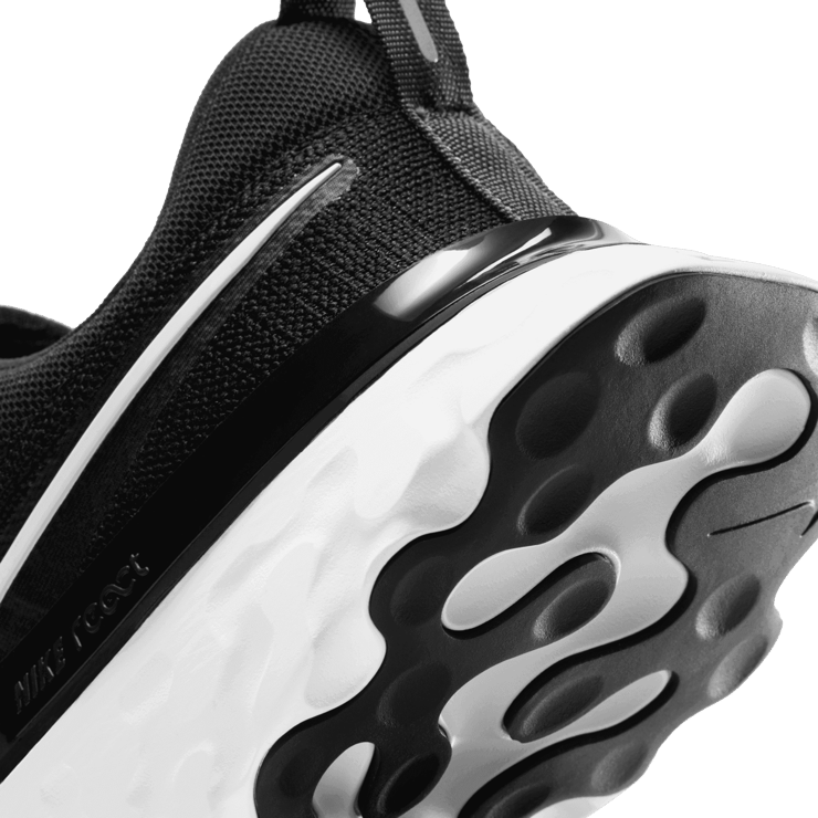 Nike React Infinity Run 2 Black Grey Angle 5