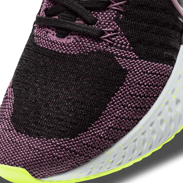 Nike React Infinity Run Flyknit 2 Violet Dust (W) Angle 4