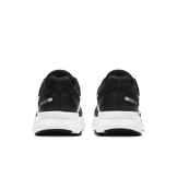 Nike Run Swift 2 Black White Angle 3