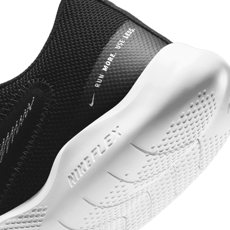 Nike Flex Experience RN 10 Black White Angle 5