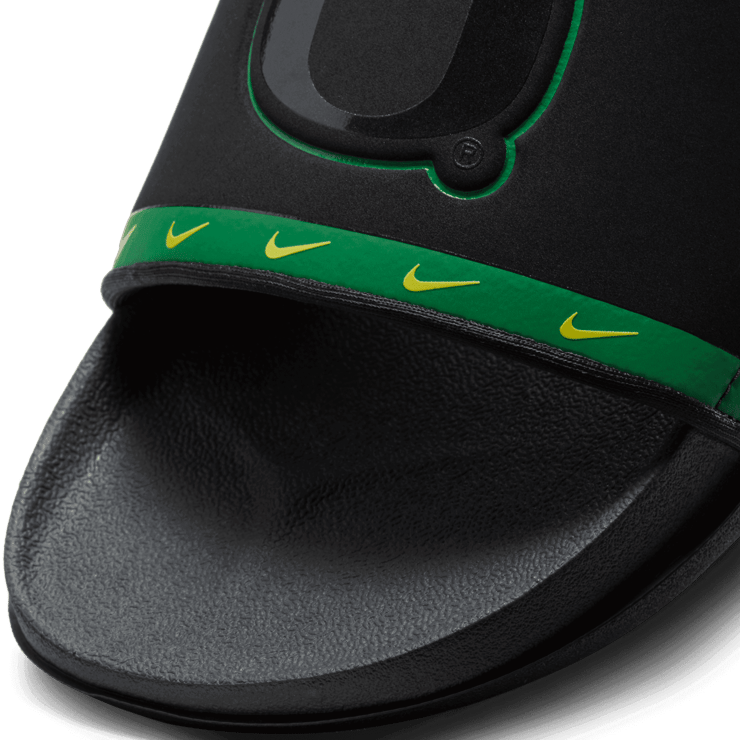 Nike Offcourt Slide Oregon Angle 2