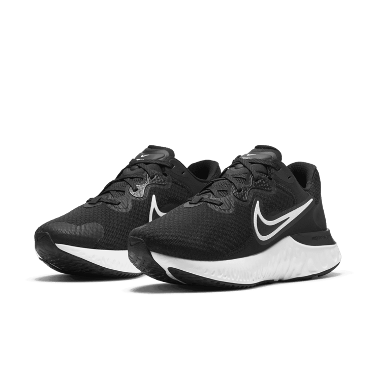 Nike Renew Run 2 Black White Angle 2