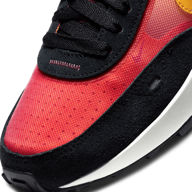Nike Waffle One Active Fuchsia (W) Angle 4