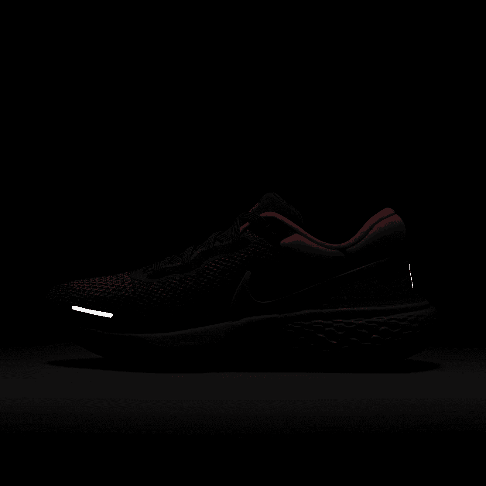 nike zoomx invincible run grey infrared