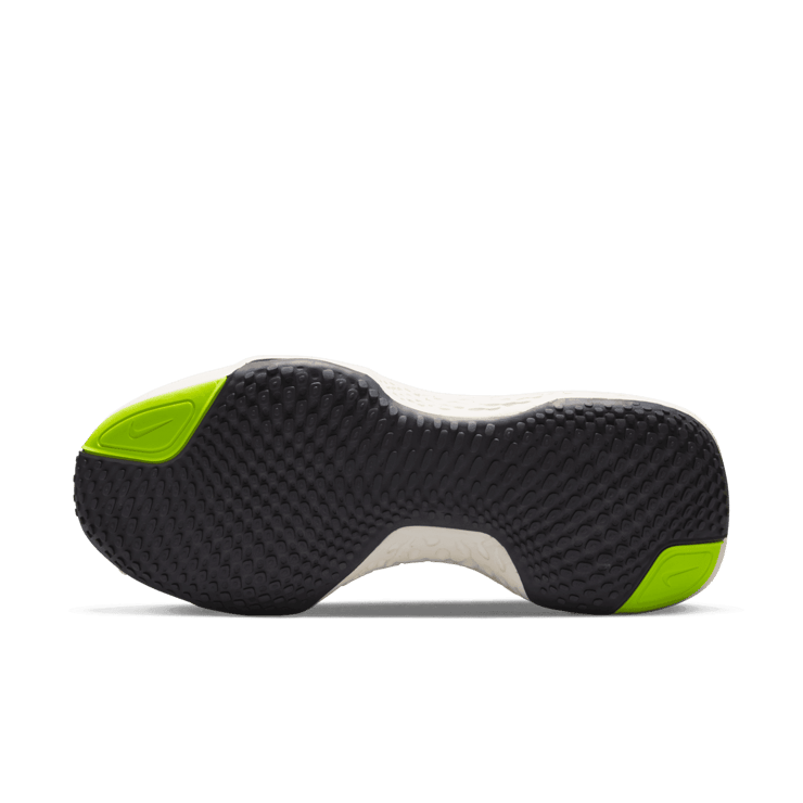 Nike ZoomX Invincible Run Flyknit Volt Angle 0
