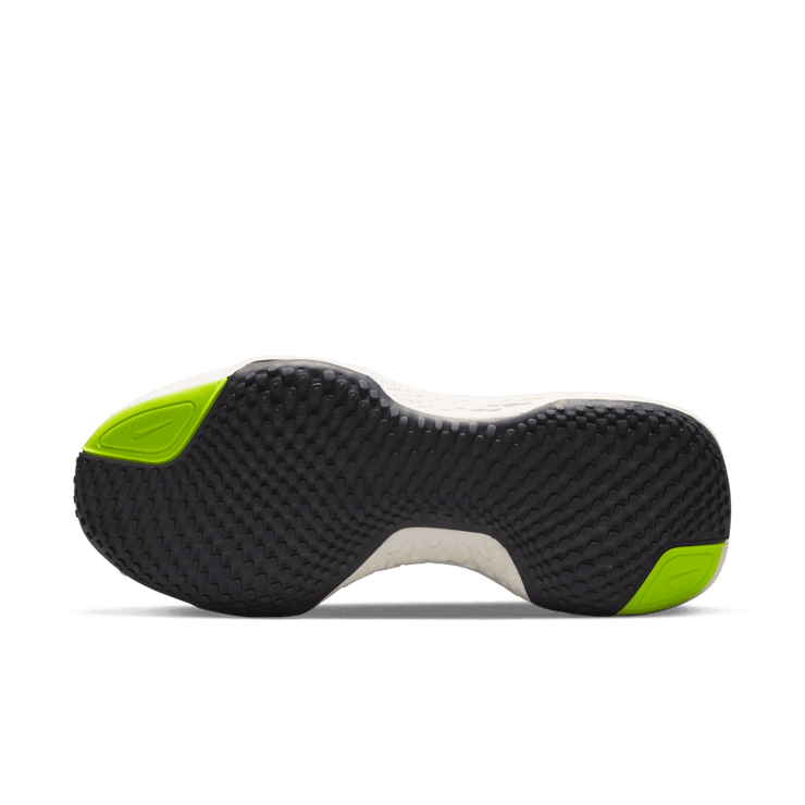 Nike ZoomX Invincible Run Flyknit Volt Angle 0