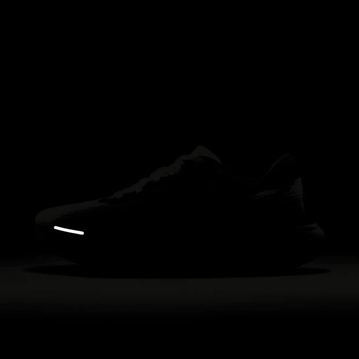 Nike ZoomX Invincible Run Flyknit Volt Angle 7