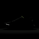 Nike ZoomX Invincible Run Flyknit Volt Angle 8
