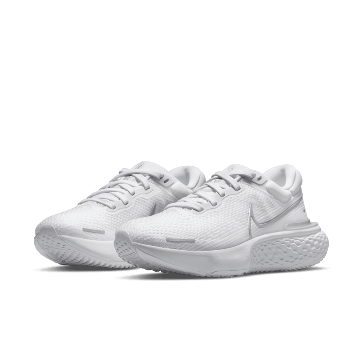 Nike ZoomX Invincible Run Flyknit White Metallic Silver (W) Angle 2