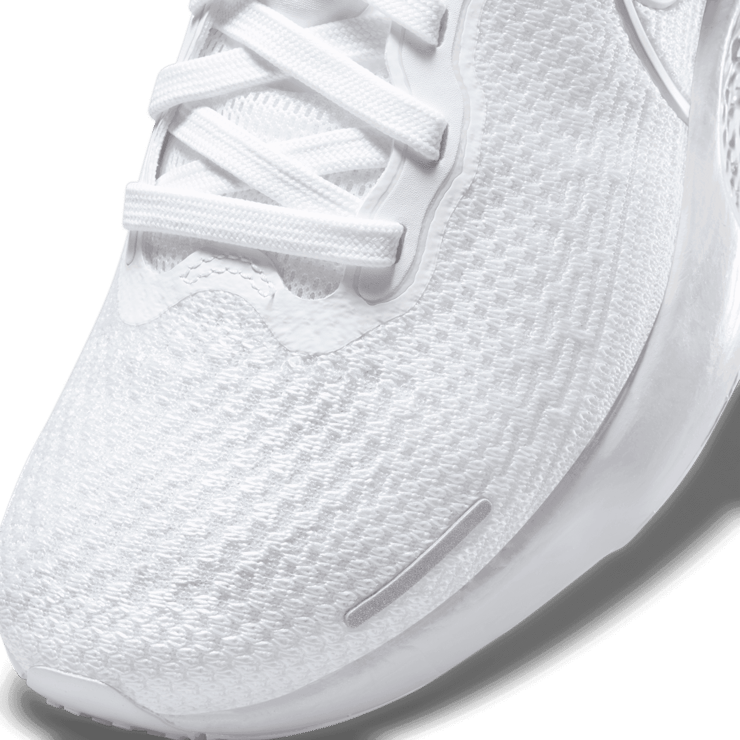 Nike ZoomX Invincible Run Flyknit White Metallic Silver (W) Angle 4