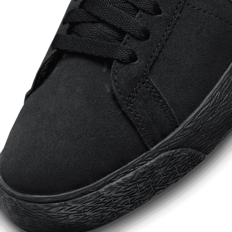 Nike SB Zoom Blazer Mid Black White Angle 4