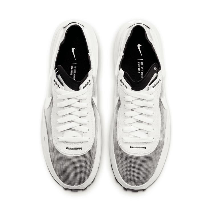 Nike Waffle One Summit White Angle 2