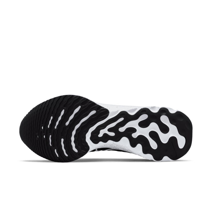 Nike React Infinity Run Flyknit 2 White Black Angle 0