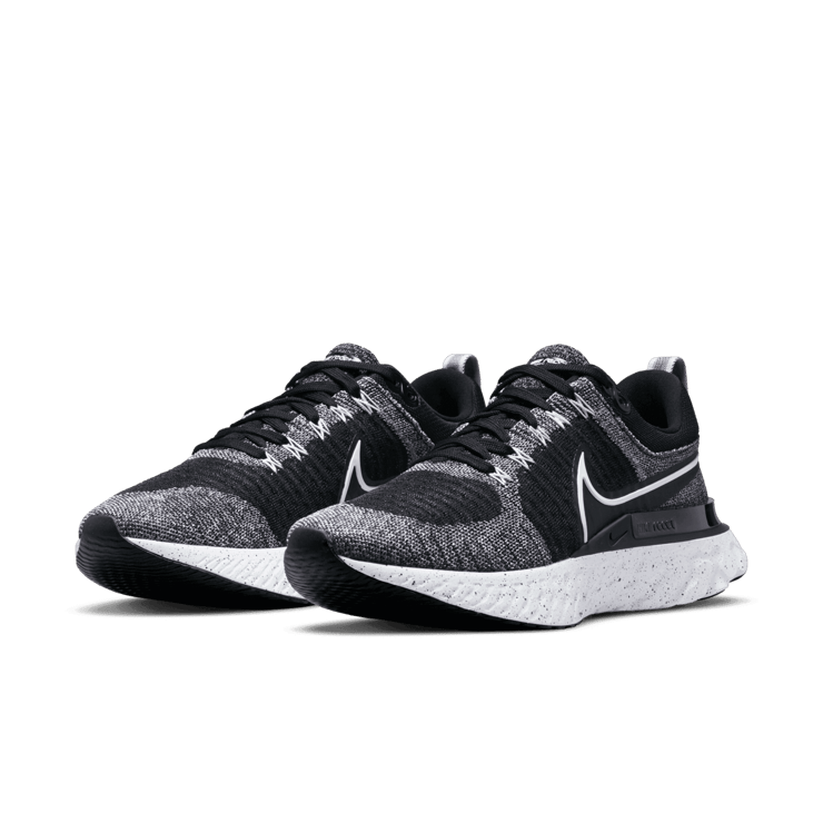 Nike React Infinity Run Flyknit 2 White Black Angle 2