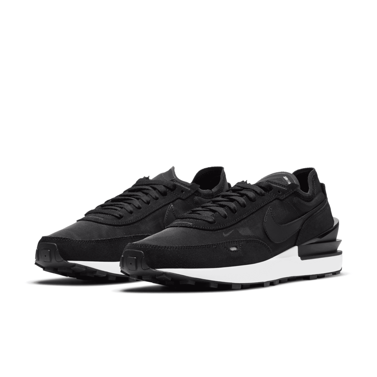 Nike Waffle One Black White Angle 3