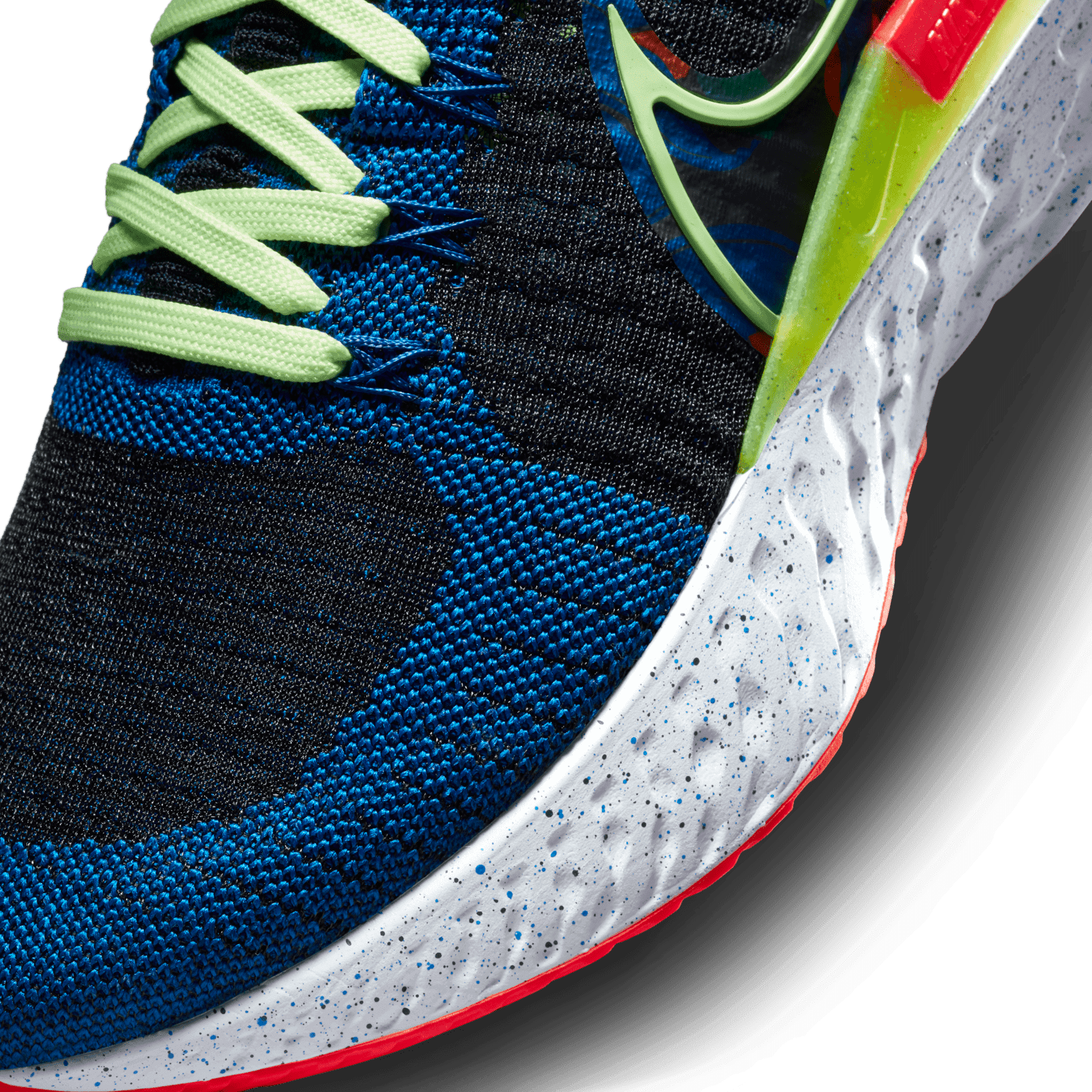 Nike React Infinity Run Flyknit 2 Run Past The Future Angle 4