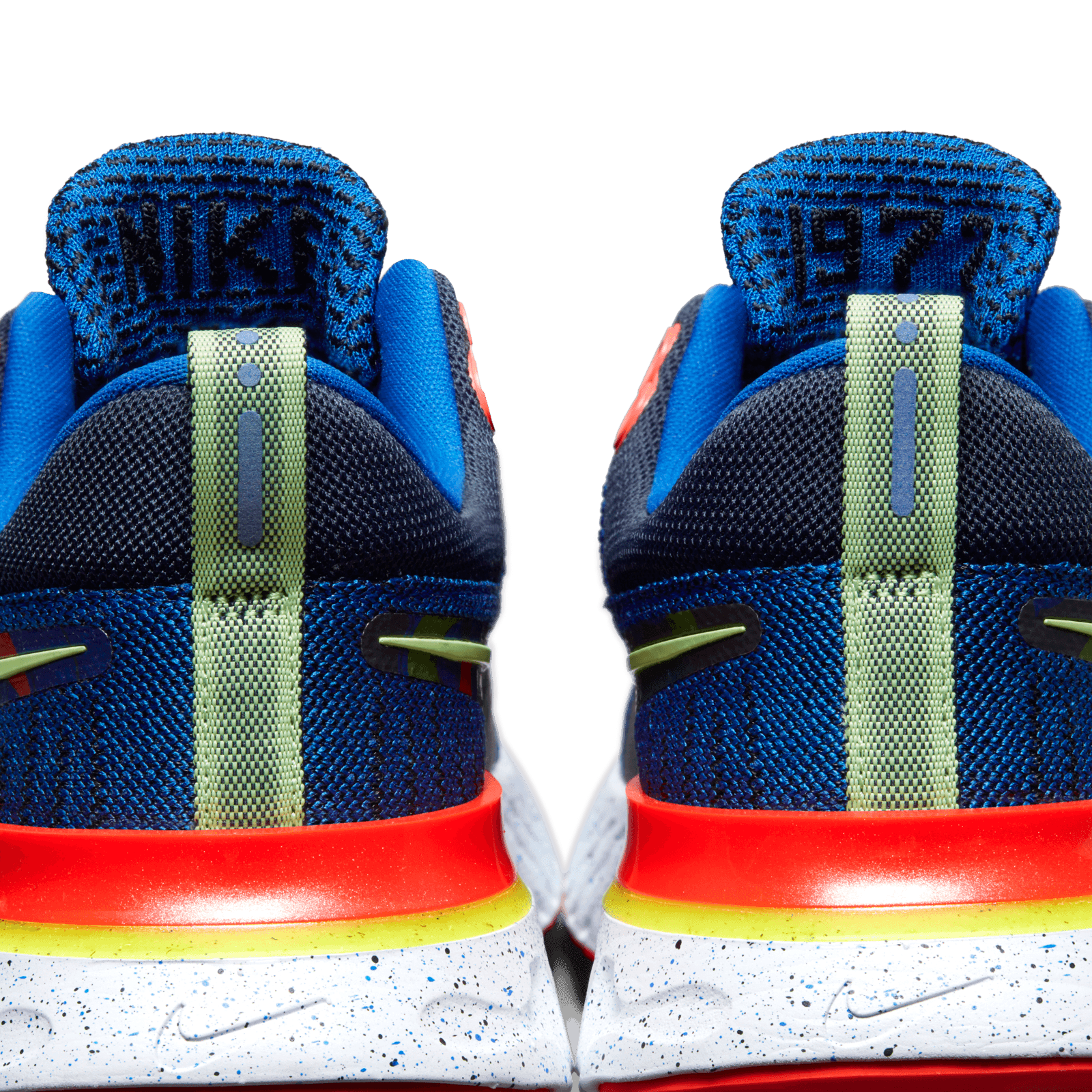 Nike React Infinity Run Flyknit 2 Run Past The Future Angle 6