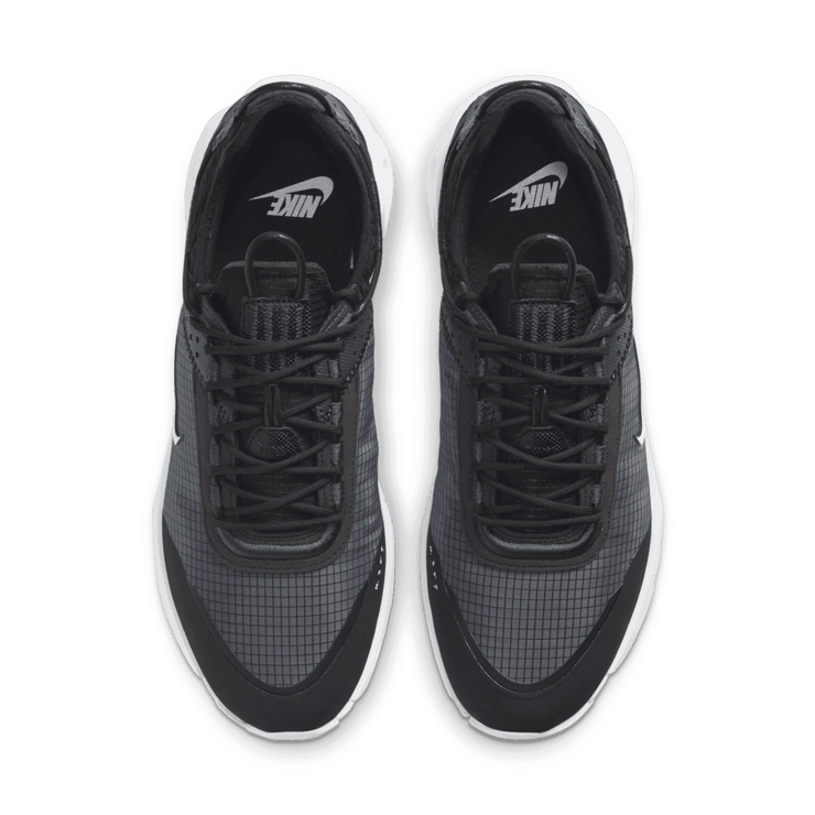 Nike React Live Black Angle 1