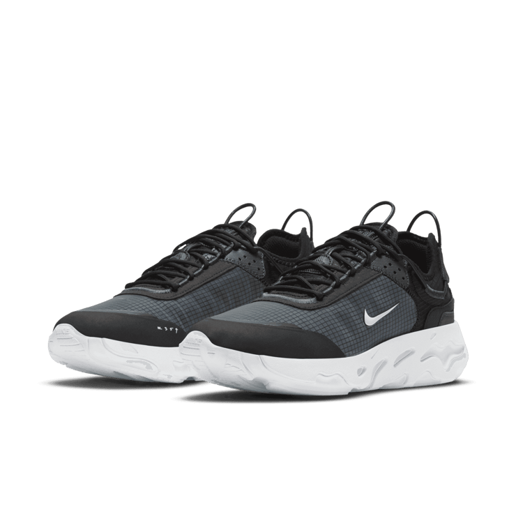 Nike React Live Black Angle 2