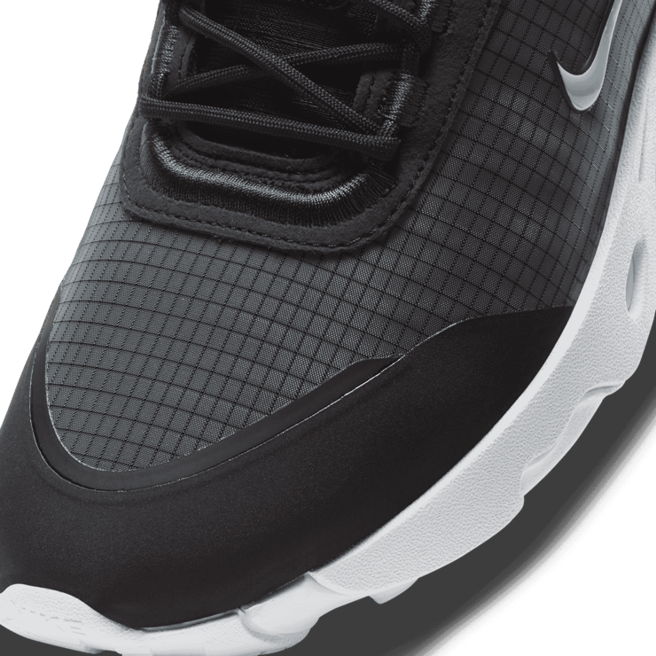 Nike React Live Black Angle 4