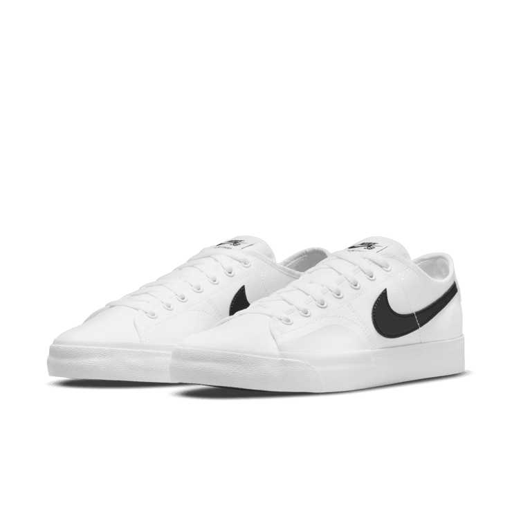 Nike SB Blazer Court White Black Angle 2
