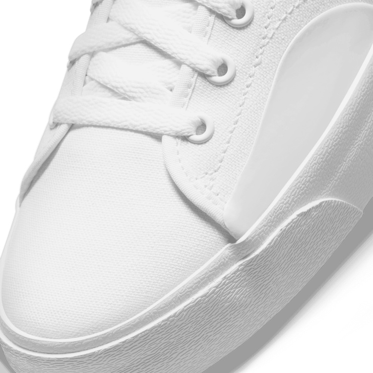 Nike SB Blazer Court White Black Angle 4