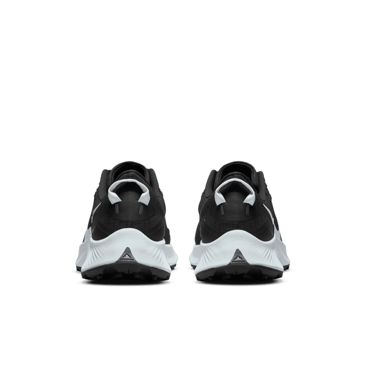 Nike Pegasus Trail 3 Black White Angle 3