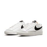 Nike Blazer Low 77 White Black (W) Angle 0