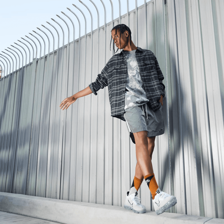 Nike Air VaporMax 2021 FK White Black Metallic Silver Angle 7