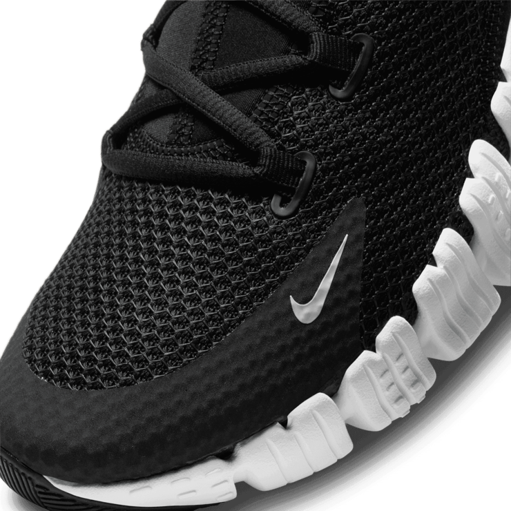 Nike Free Metcon 4 Black White Angle 4