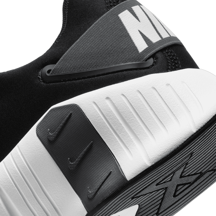 Nike Free Metcon 4 Black White Angle 5