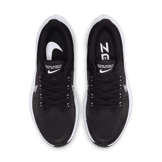Nike Winflo 8 Black White Angle 1