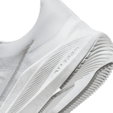 Nike Zoom Winflo 8 White Metallic Silver (W) Angle 5