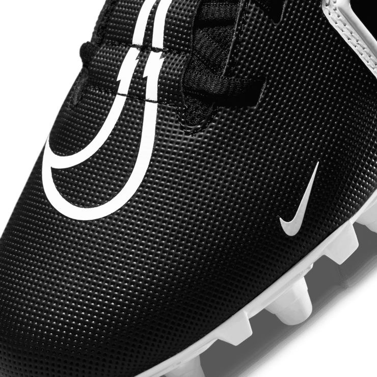 Nike Alpha Menace Varsity 3 Black White Angle 5