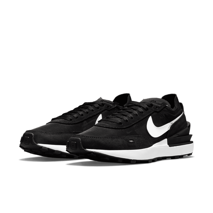 Nike Waffle One Black (W) Angle 2