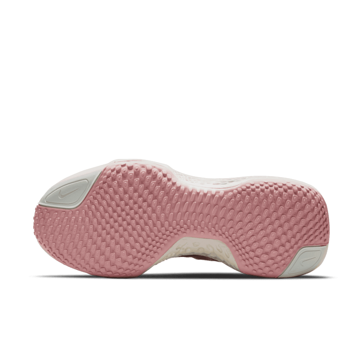 Nike ZoomX Invincible Guava Ice (W) Angle 0