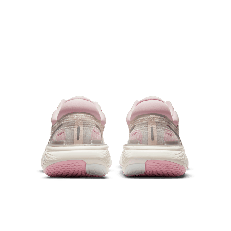 Nike ZoomX Invincible Guava Ice (W) Angle 3