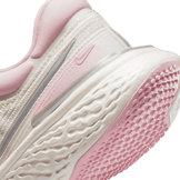 Nike ZoomX Invincible Guava Ice (W) Angle 5