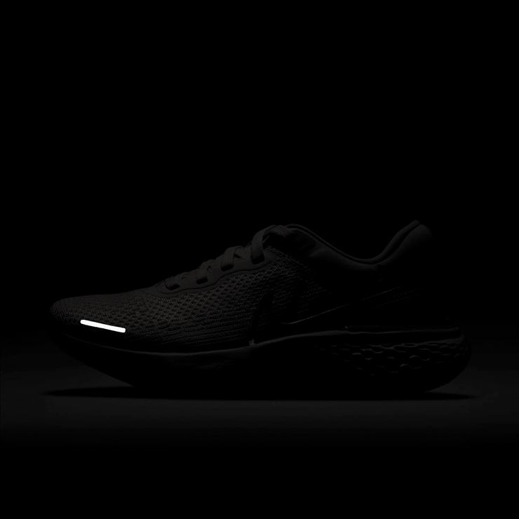 Nike ZoomX Invincible Guava Ice (W) Angle 8