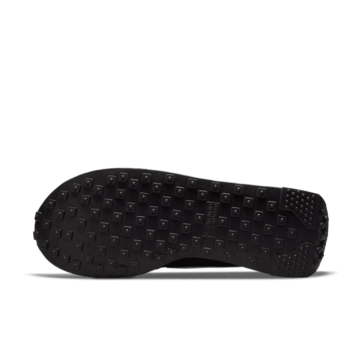 Nike Waffle Trainer 2 Black White Angle 0