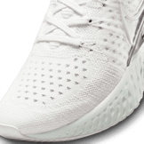Nike React Infinity Run Flyknit 2 Platinum Tint Barely Green (W) Angle 4