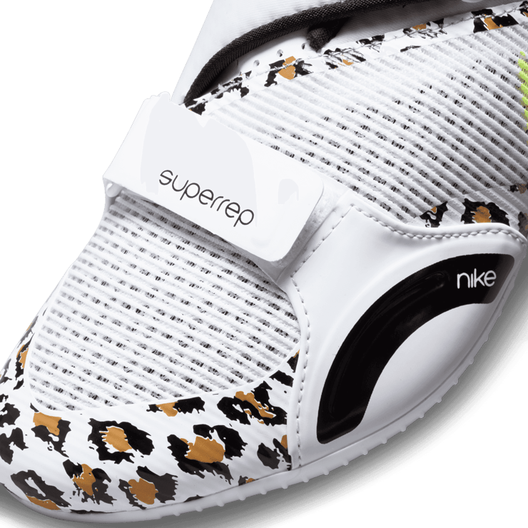 Nike Superrep Cycle Leopard (W) Angle 4
