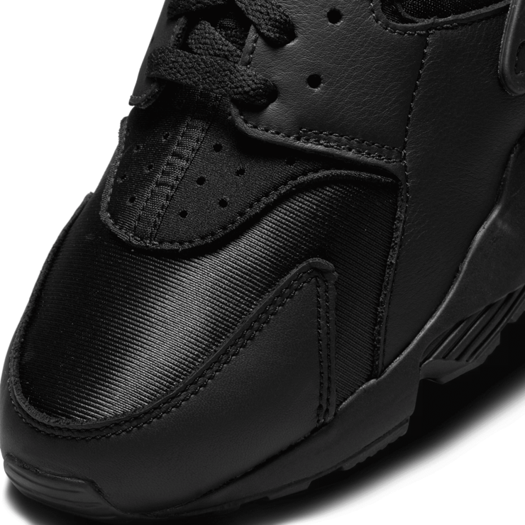 Nike Air Huarache Triple Black (2021) Angle 2