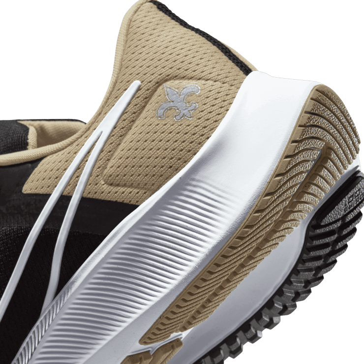 Nike Air Zoom Pegasus 38 New Orleans Saints Angle 5